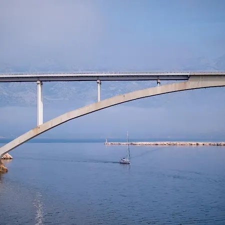 Tri Mora Ražanac