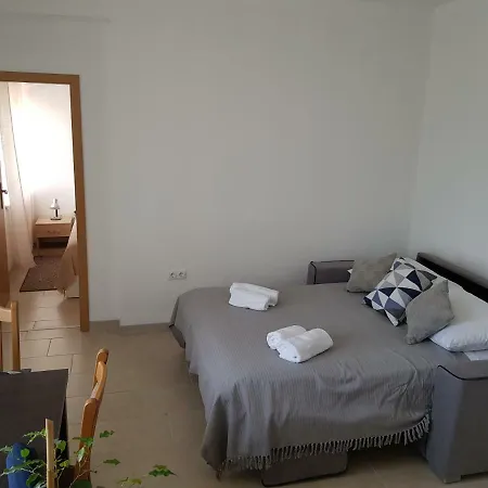 Tri Mora Apartment *