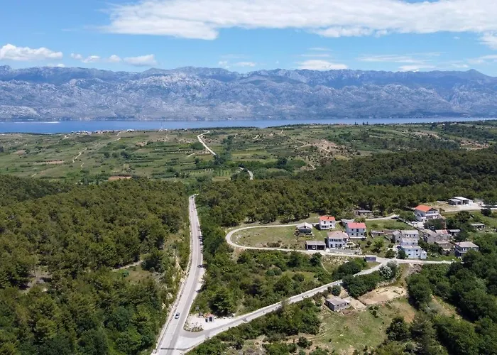 Tri Mora 公寓