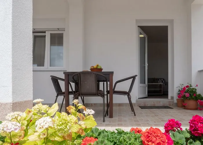 Tri Mora Apartment Ražanac