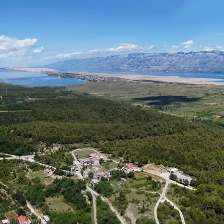 Tri Mora * Razanac