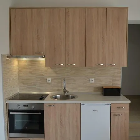 Apartment Tri Mora *