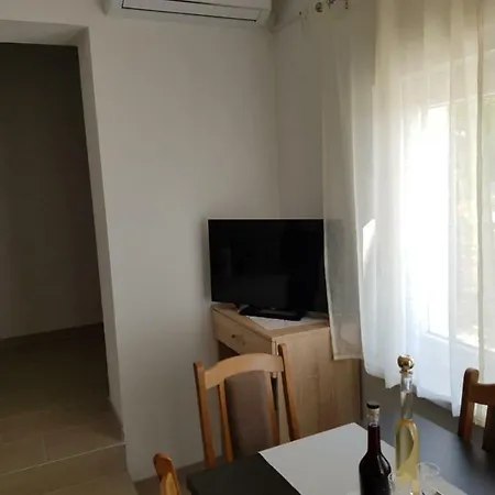 Tri Mora Apartment