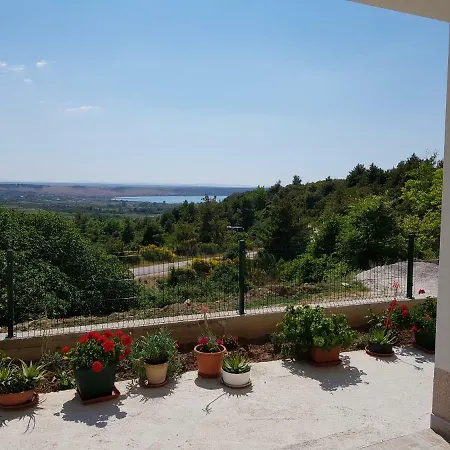 Tri Mora Apartament *