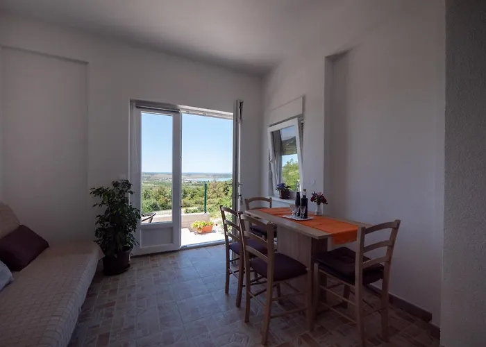 Tri Mora Διαμέρισμα Ražanac