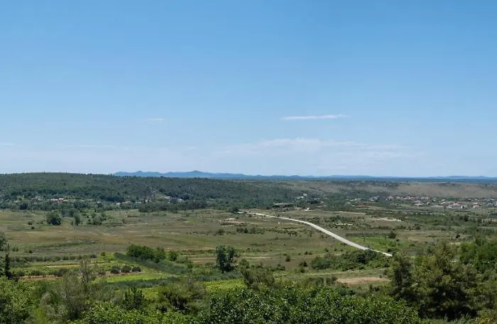 Διαμέρισμα Tri Mora *